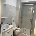 Edwina Apartment *